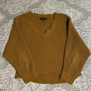 American Eagle Women’s Sweater